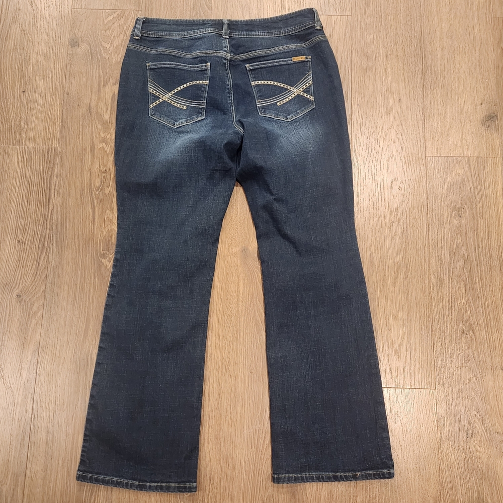 Chicos Women's Indigo Flare Jeans Size 1 (Medium 8-10) - Picture 5 of 7